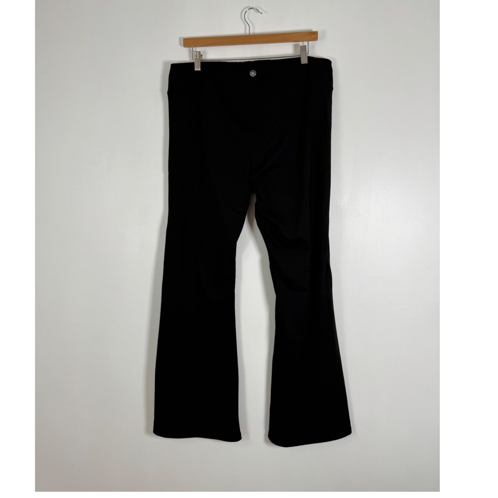 Athleisure Gaiam Womens XXL Bootcut Yoga Pants Black Wide Waistband Stretch - Picture 2 of 9